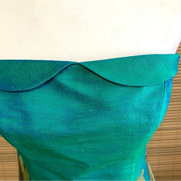 Iridescent mermaid colors, strapless perfect for Derby, garden party - Picture 7 of 14